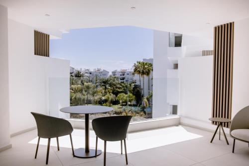 THE FLAG HOTEL Marbella, Estepona Adult Recommended