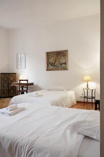 Trevi Fountain Apartment, Рим (фото 6)