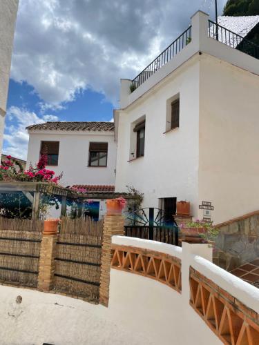  Casa La Vista, Unterkunft in Casarabonela