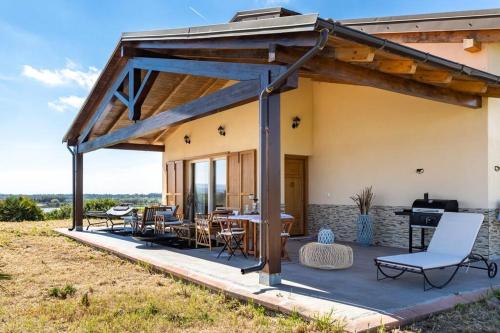  [VILLA CUORE PURO]La tua oasi di relax con bbq,a/c in Olmedo
