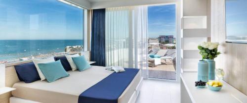 Deluxe Double Room with Sea View