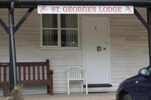 St George's Lodge - image 5