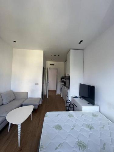 Central Studio, Tirana (Foto 3)