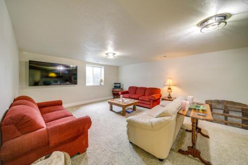 Coeur dAlene Vacation Rental about 4 Mi to the Lake!