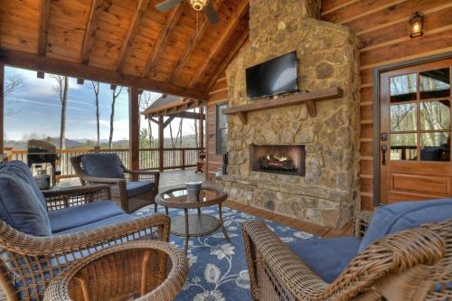 Lost Shepherds Lodge w Stunning Mtn Views in Cherry Log, Vereinigte Staaten von Amerika