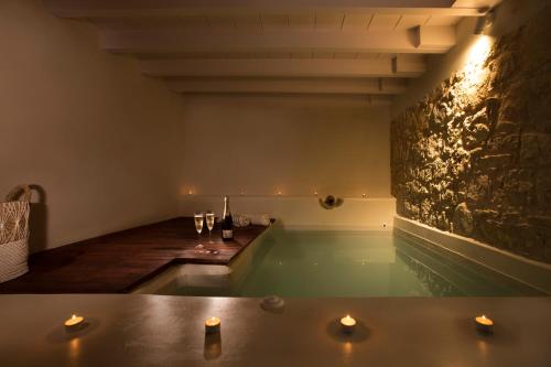 Karstais baseins, Poseidon Hotel in Kastellorizo