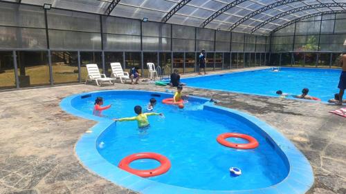 泳池, Departamentos Bellavista La Alborada Huaraz in 塔里卡