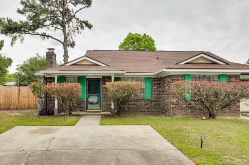 Vibrant North Charleston Duplex Near Airport! Vibrant North Charleston Duplex Near Airport!