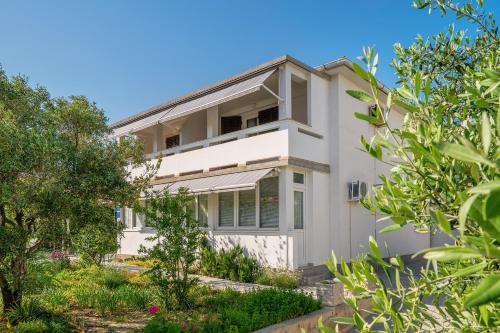  Apartments Meri in Baška