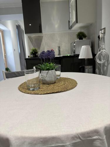 1-Bed - Sleeps 2 - Acton Park & Stn Close, Лондон