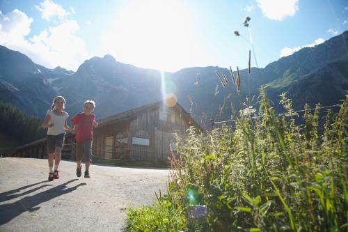 Familienhotel Lagant - image 9