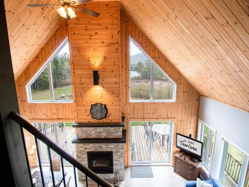 Relax with Mountain Views, Hot tub and Fireplace, Saint-Raymond (Foto 8)