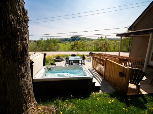 Les Chalets Tourisma - Chalet tout équipé avec foyer - La Voisine