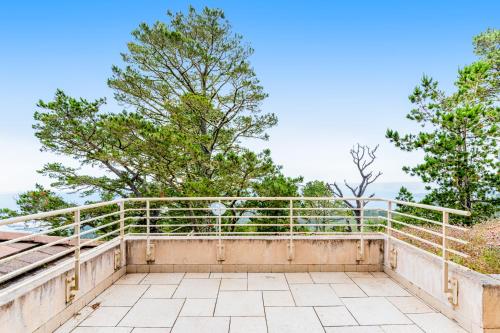 Carmel Highlands Home