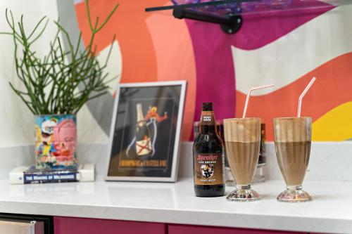 INSTA worthy Home! *Sleeps 8* - Walker's Point! INSTA worthy Home! *Sleeps 8* - Walker's Point!