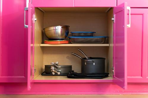 INSTA worthy Home! *Sleeps 8* - Walker's Point! INSTA worthy Home! *Sleeps 8* - Walker's Point!