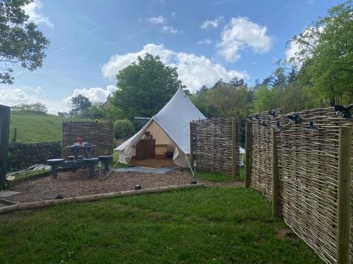 Bluebell bell tent The Roaches - Hotel - Upper Hulme