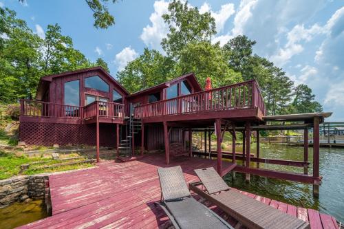 Liams Lodge-Peaceful Cabin Panoramic Lake Views