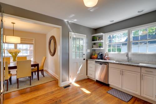 Cozy Durham Home Near Universities! in Durham, USA