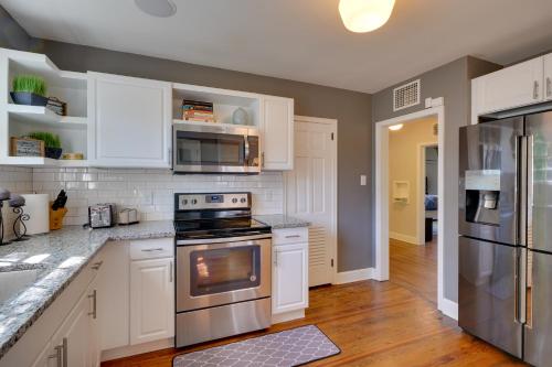 Cozy Durham Home Near Universities! in Durham, USA