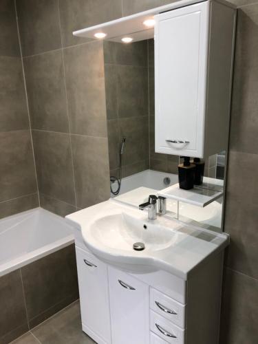 Apartment Brussels Airport and NATO OTAN in دييجيم