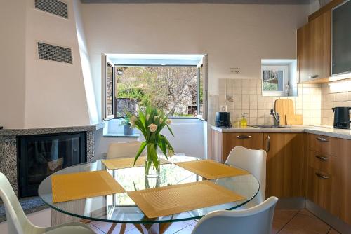  Massaresc apartment in Cugnasco