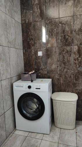 Γιώργος και Εύα