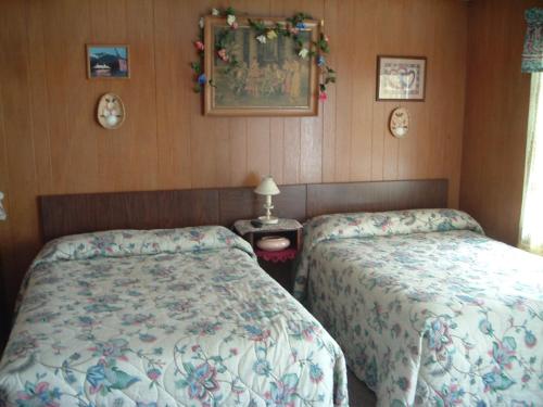 Patras Grand Beach Motel – Old Orchard Beach, ME