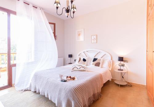 Villa Golf Sitges - Tap to explore photos