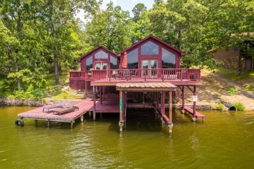 Liams Lodge-Peaceful Cabin Panoramic Lake Views