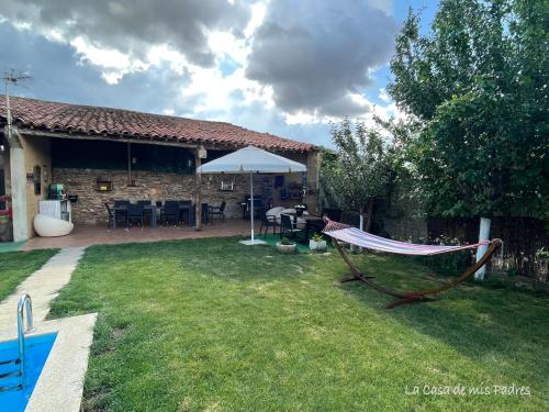 White Tree JARA - Casa Rural para grupos con piscina en Zamora in Fornillos De Aliste