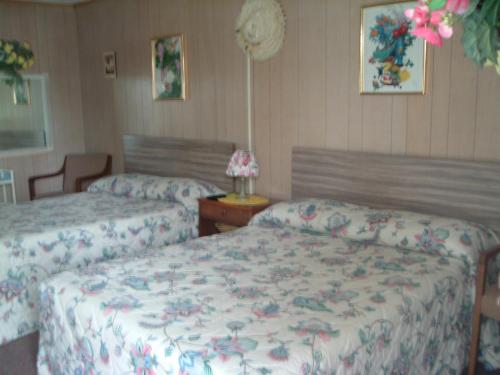 Patras Grand Beach Motel – Old Orchard Beach, ME