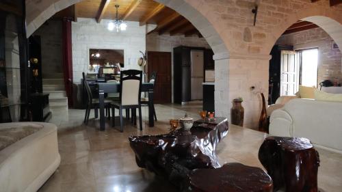 Facilities, Petrini Villa with swimming pool in Moires