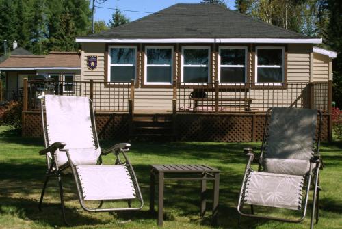 Deluxe Two-Bedroom Chalet