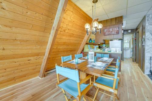 Long Lake Cabin w/ Kayaks, Private Beach & Dock! in Branch Township (MI)