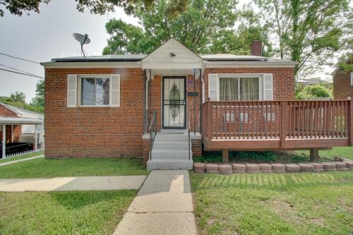 Cozy Home with Decks and Grill - 5 Mi to Capitol!