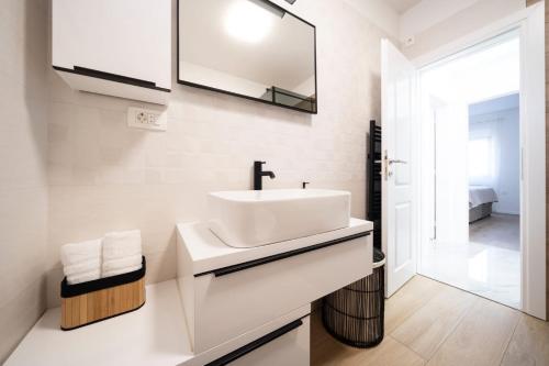 Apartment Carmen - image 4