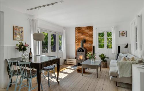  2 Bedroom Gorgeous Home In Gilleleje in Gilleleje