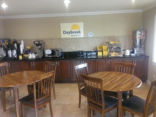 Restaurant, Days Inn by Wyndham Kingman East in Kingman (AZ)