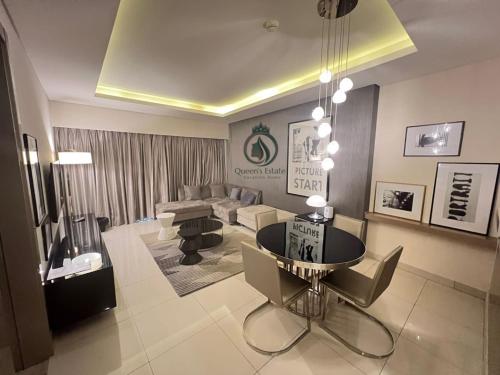 Queens Estate Vacation Home - Damac Towers By Paramount