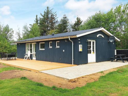  Two-Bedroom Holiday home in Thyholm 4 in Sindrup