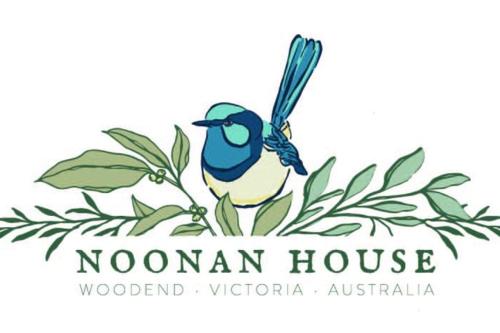 Noonan House, 5 bedrooms. Hop & skip to town