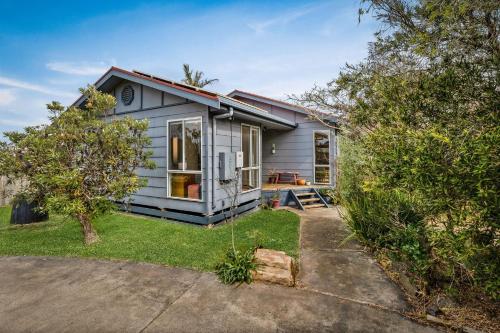 Calm 3922 in Surf Beach