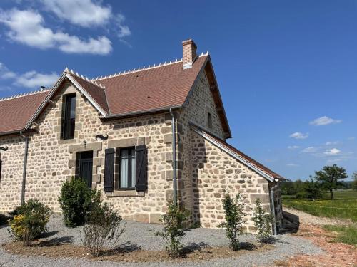 Charmant gîte à la ferme avec tout confort, proche de Bourbon-l'Archambault, idéal pour randos et curistes - FR-1-489-432 gîte à louer Ygrande
