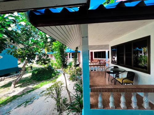 Ibiza Bungalows – Ko Pha Ngan, UT