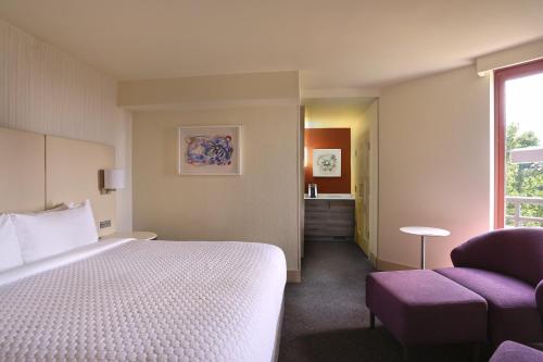 464847454 Crowne Plaza Atlanta Perimeter at Ravinia by IHG