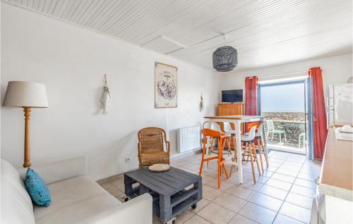 Beautiful Home In Noirmoutier En Lile With Wifi And 1 Bedrooms