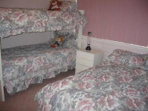 Two-Bedroom House image 1