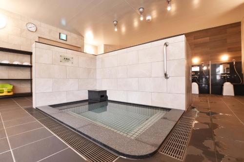 なよろ温泉サンピラー