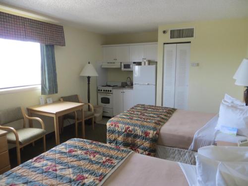 Days Inn by Wyndham Daytona Oceanfront